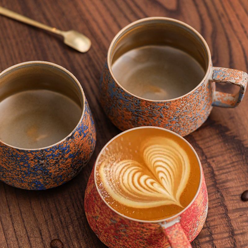 Rustikale Tasse aus Keramik mit Vulkantextur, handgefertigte Retro-Kaffeetasse